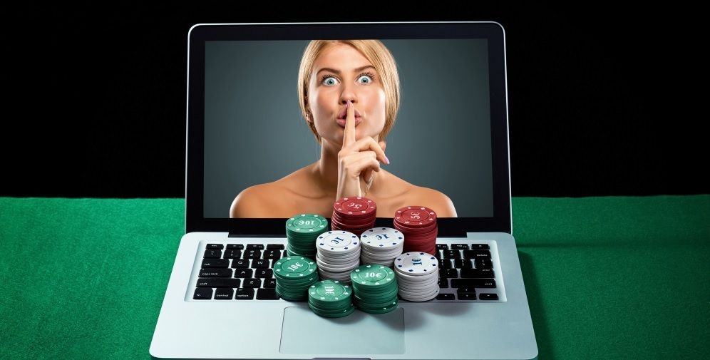 laptop shh girl poker chips table games casino